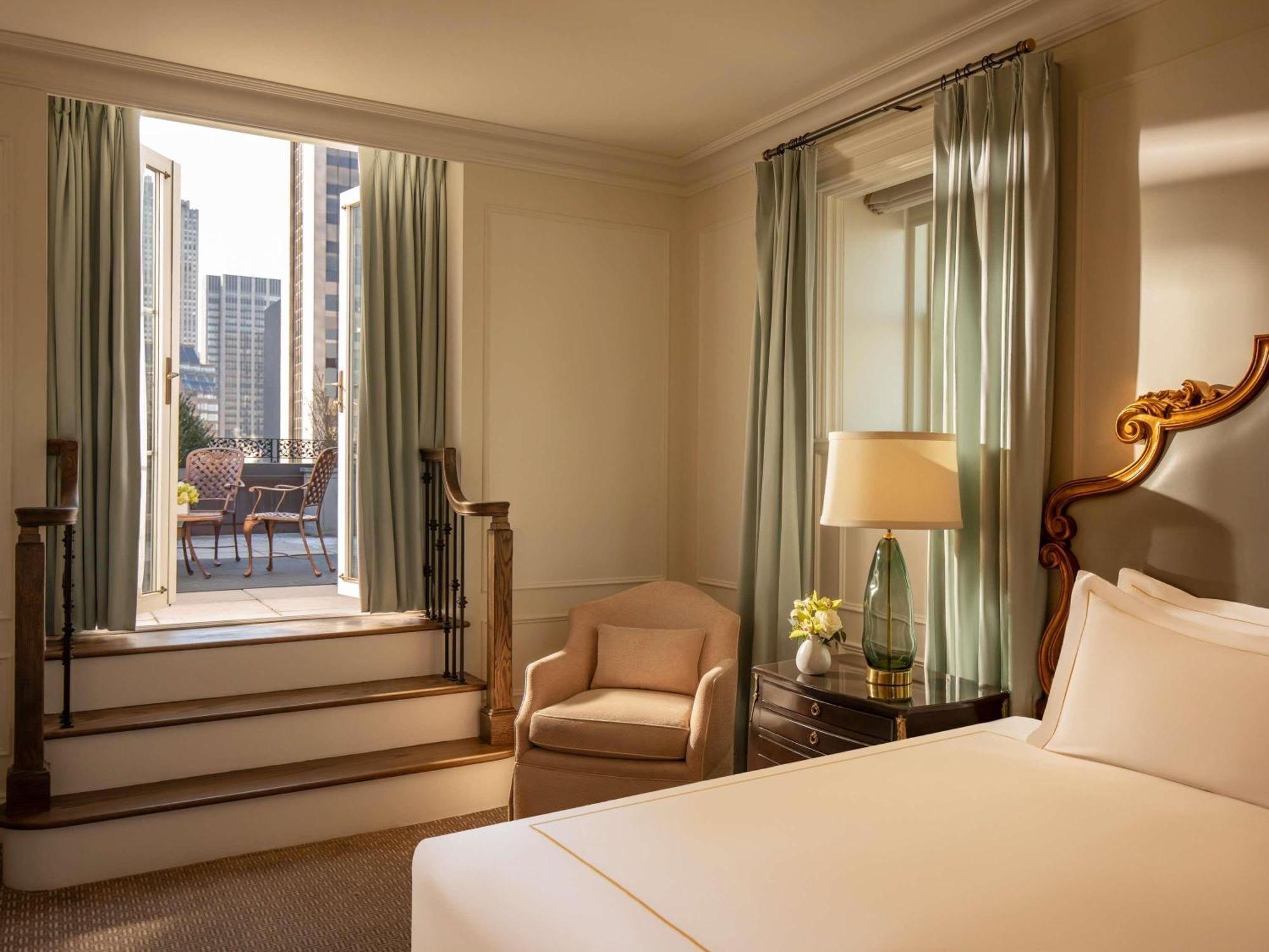 Hotel The Plaza New York Esterno foto