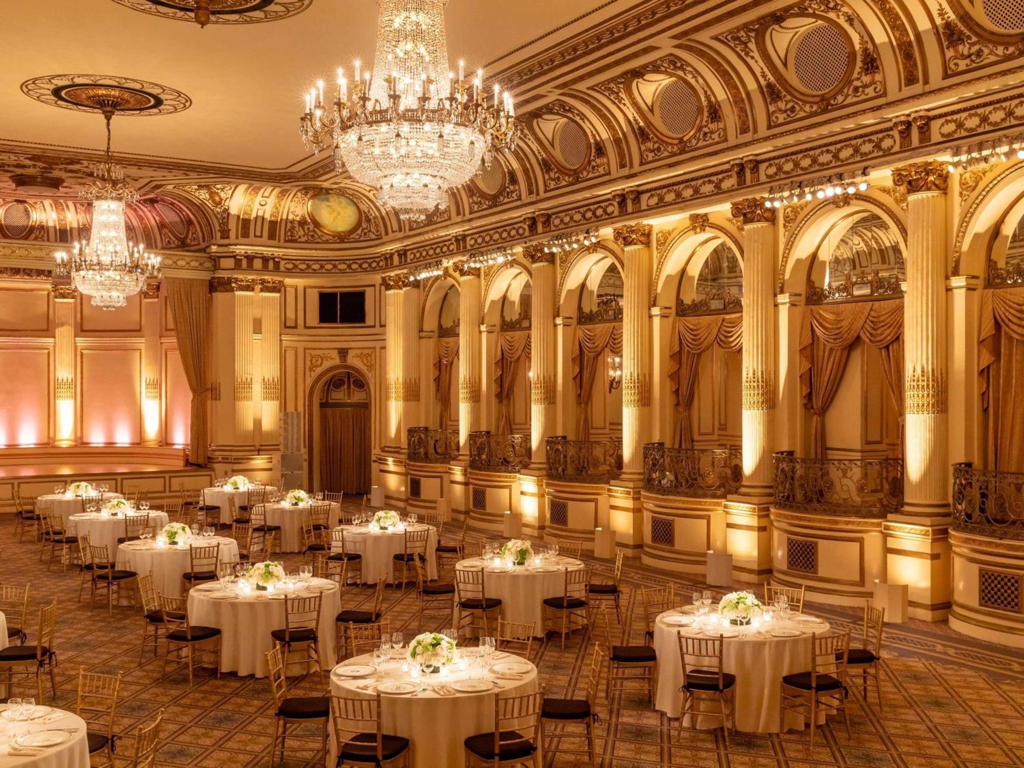 Hotel The Plaza New York Esterno foto