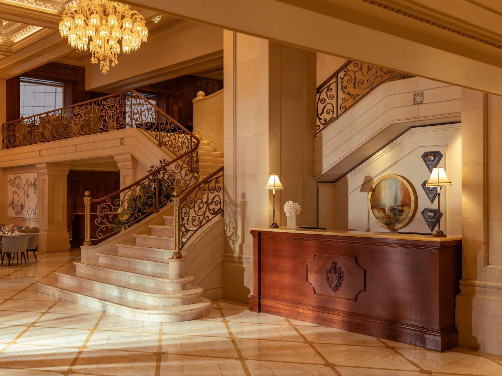 Hotel The Plaza New York Esterno foto